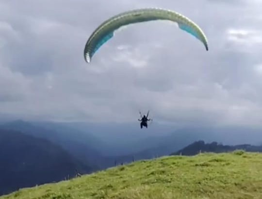 DEPORTE EXTREMO WOOFLY PARAPENTE
